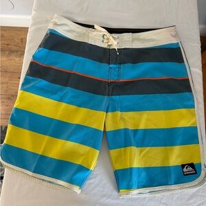 Quiksilver Blue and Black Patterned Board Shorts